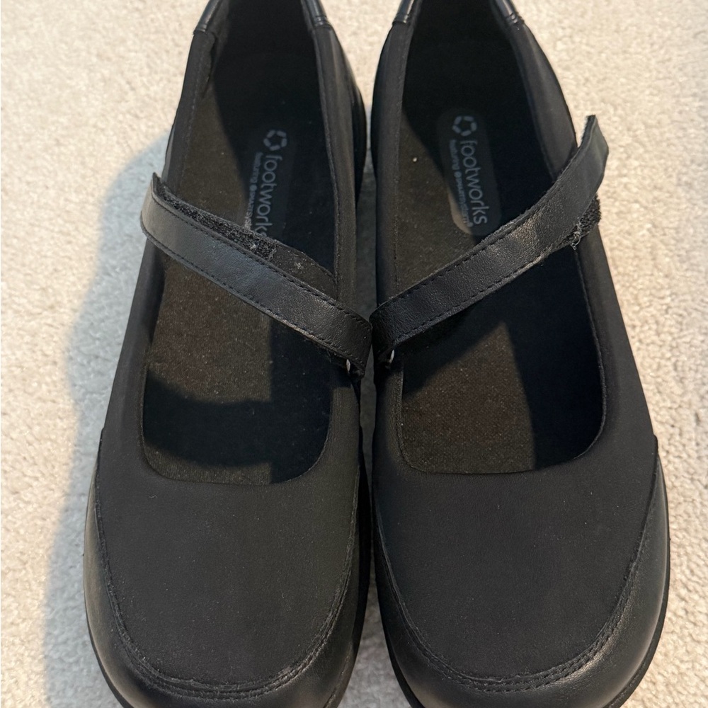 Black Footworks Mary Jane’s